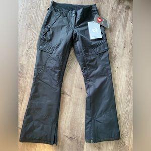 Ripzone women’s NWT insulated waterproof breathable ski and snow pants, black